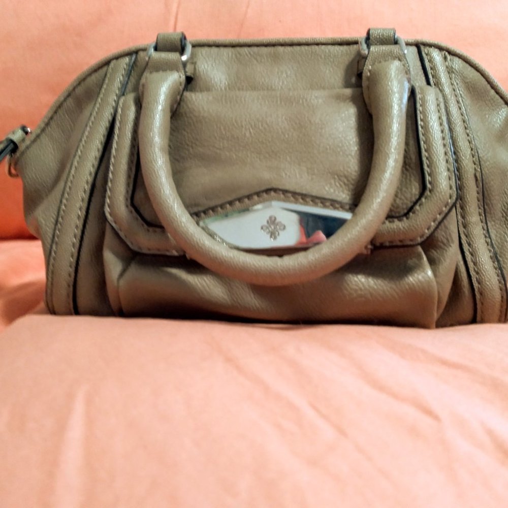 Simply Vera Vera Wang Handbag